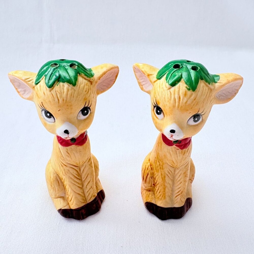 Vintage 90s JSNY Taiwan Reindeer Fawn Bisque Ceramic Salt & Pepper Shaker Set‎